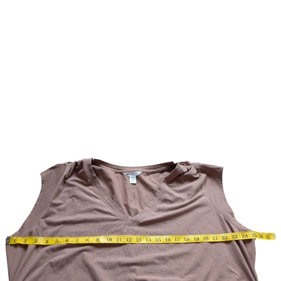 Athleta Outbound V Neck Tee Shirt Rustic Beige Supima Cotton Women's Plus 2X - Picture 11 of 13